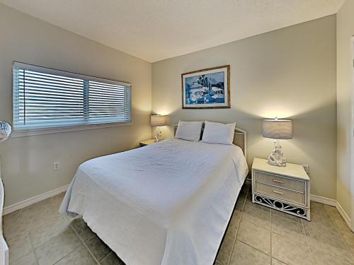 Apartamento Emerald Isle #304