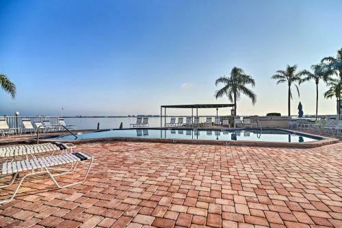Apartamento Isla Del Sol Condo About 2 Mi To St Pete Beach!