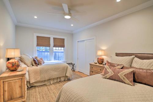 Lovely St Pete Getaway With Fireplace And Patio!