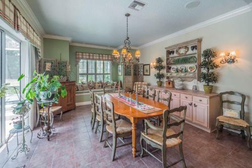 The Villages - Gerardo Avenue 2131