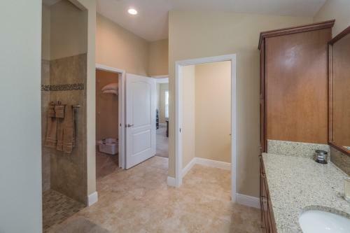The Villages - Hensley Avenue 5829