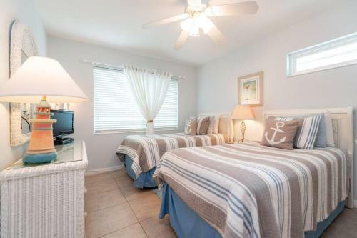 Siesta Villa Coralline - Charming Beach Villa On Siesta Key