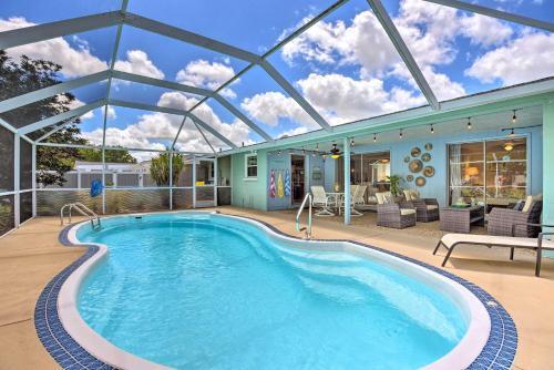 Sunny Sarasota Home 4 Mi To Siesta Key Beach