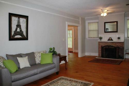 3br Private Oasis W/fenced Backyard - Sleeps 10