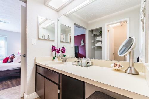 Zen Holistic Retreat By Carrollwood/westchase