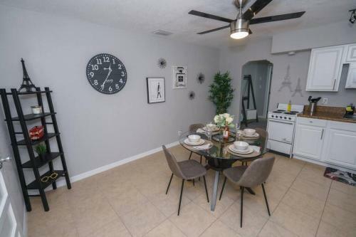 Apartamento New Paris Walking Distance To Bucs Stadium