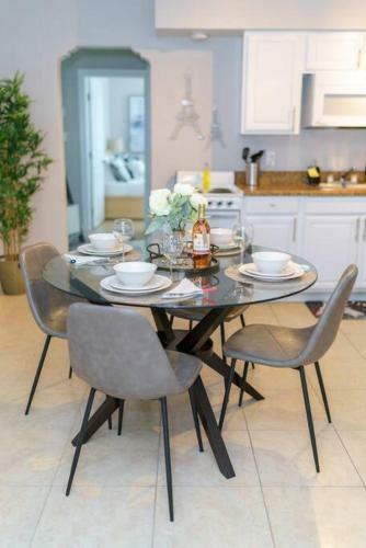 Apartamento New Paris Walking Distance To Bucs Stadium