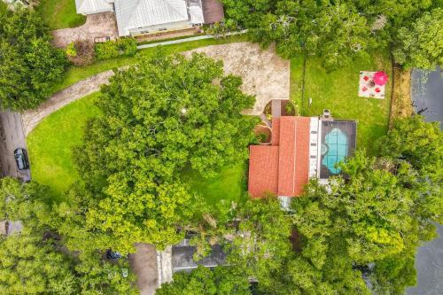 Hillsborough River Hideaway