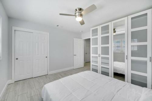 Pool Waterfront Casa Del Sol Centrally Located