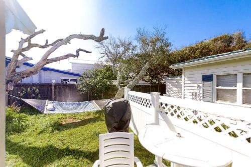 Crescent Beach Cottage