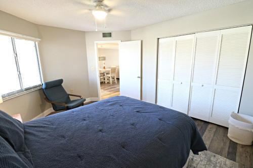 Ocean Village Club E26