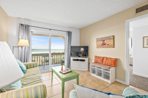 St Aug Ocean And Racquet II