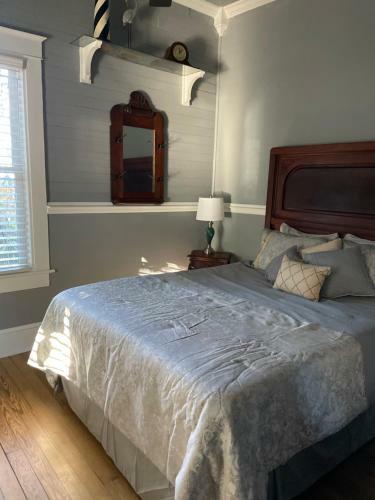 Hostal 150 Year Old Restored Lincolnville Cottage