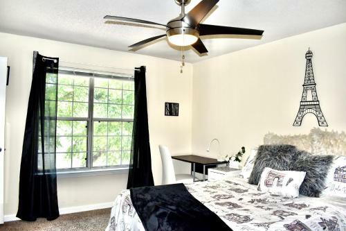 2 Bedrooms, Great Location With Pool!