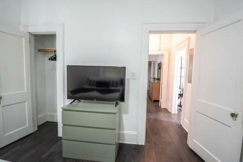 Restful Bungalow Patio Free Parking 3 Miles Dt
