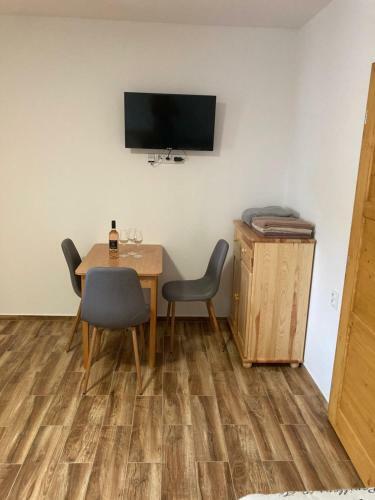 Apartamento Ubytov�n� ?mudla