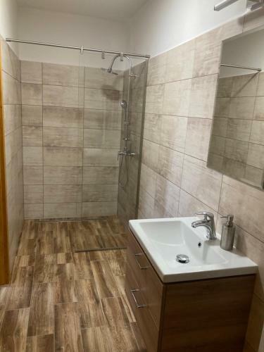 Apartamento Ubytov�n� ?mudla
