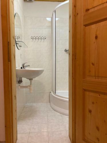 Hostal Vila Ad�lka - �tuln� Chalupa V Krkono?�ch