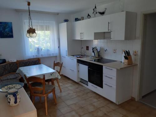 Apartamento Sch�ne 80qm Ferienwohnung In Ruhiger Lage