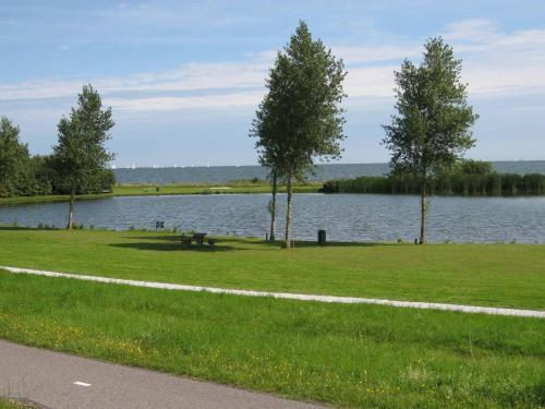 Holiday Home Bungalowpark De Vlietlanden