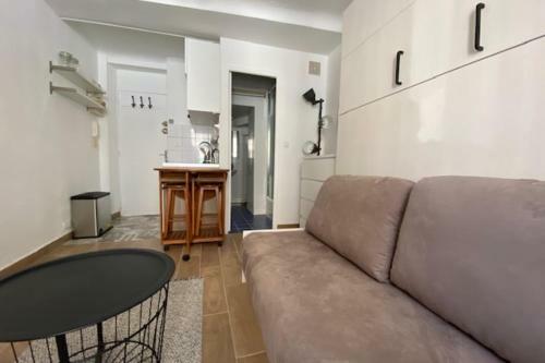 Apartamento 14m Comfortable For 2 In Caen!
