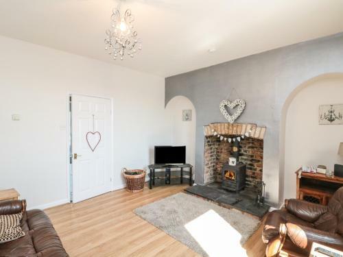 2 Station Cottages
