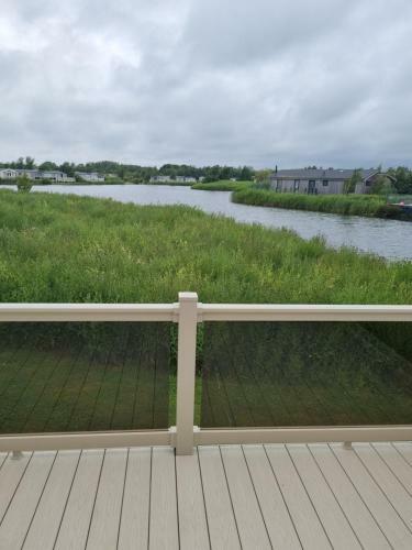 Pemberton Arrondale Lodge, Lakeside View (Haven Lakeland)