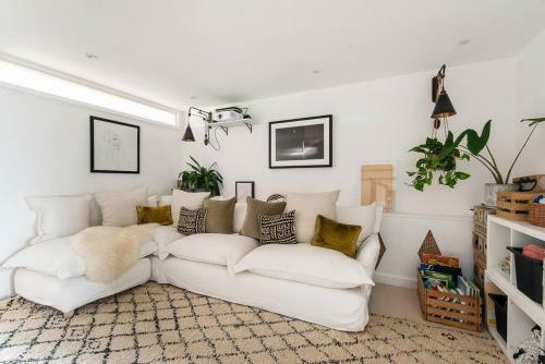 Villa *new* Modern Mid Century - Garden - Central Frome