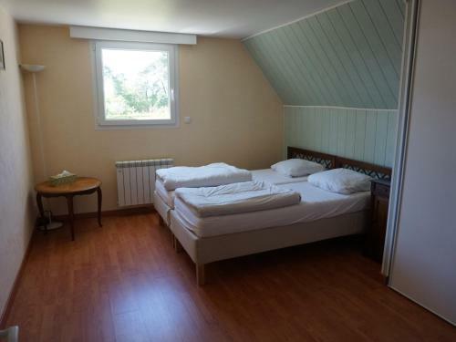 Villa Carnac, 6 Bedrooms, 12 Persons - Fr-1-533-15