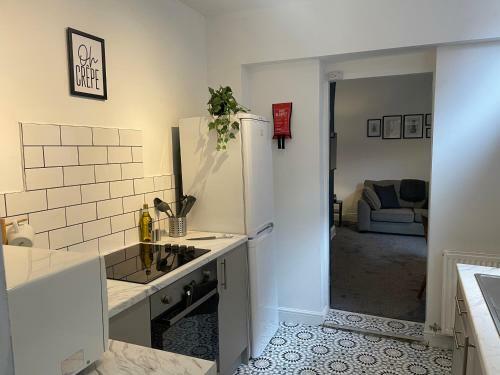 Apartamento Fully Refurbished 2 Bed*contractors*families*wifi
