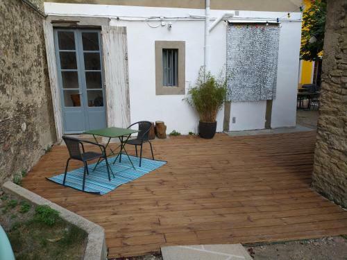 Bed & Breakfast Le 9 De Cour, Chambre Caouette