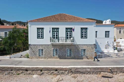 Villa 1800 Mansion