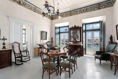 Villa 1800 Mansion