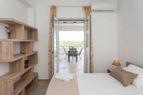 Hillside Seaview Apartment