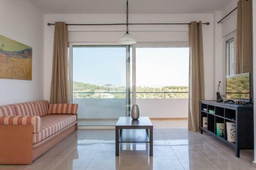Hillside Seaview Apartment