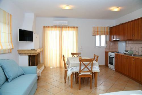 Apartment In Theologos