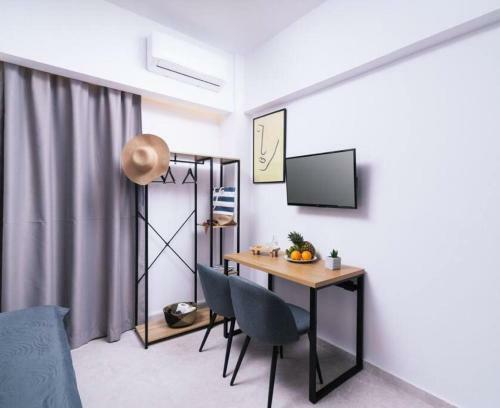 Alcyone Studios And Apartments