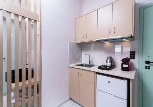 Alcyone Studios And Apartments