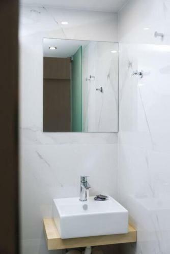 Alcyone Studios And Apartments