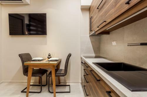 Athena Apartment