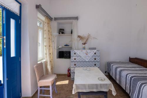 Apartamento Neotraditional House In Tinos For 4 Ppl