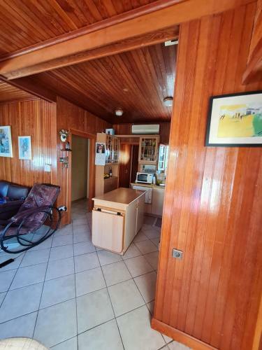 Varkiza Chalet