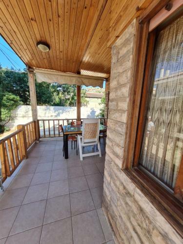 Varkiza Chalet