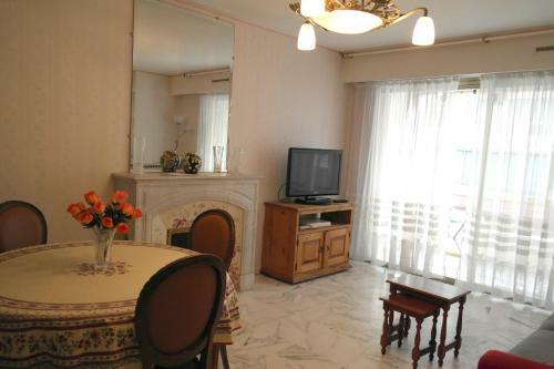 Apartamento Spacieux 2 Pi�ces Traversant, Adl Riviera