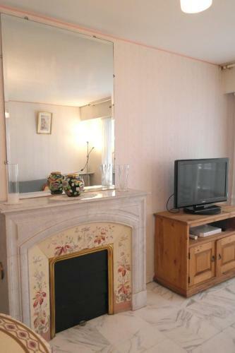 Apartamento Spacieux 2 Pi�ces Traversant, Adl Riviera