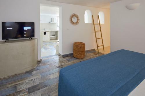 Villa El Verano Suites