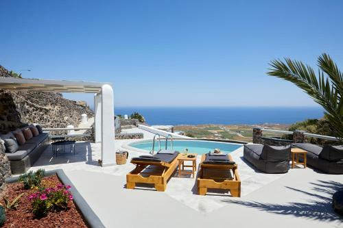 Villa El Verano Suites