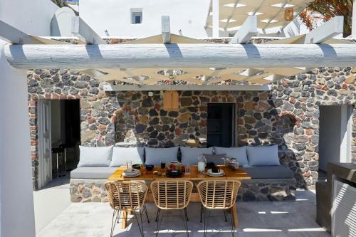 Villa El Verano Suites