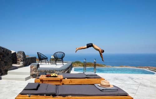Villa El Verano Suites