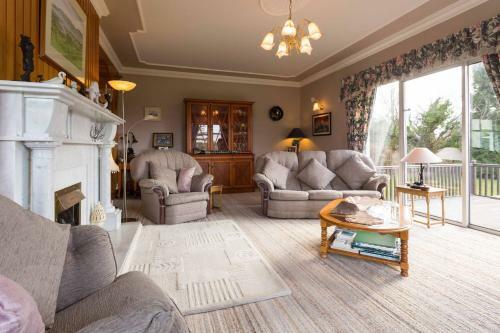 Fern Rock Bed And Breakfast